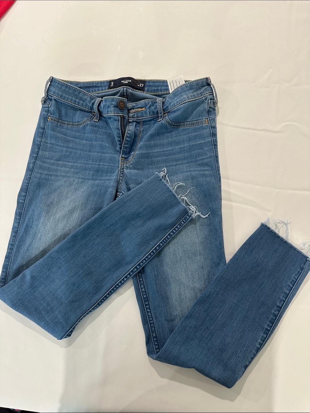 Size 5 Hollister Crop Frayed Hem Jeans Low Rise Medium Wash Denim Pants Y2K 2000